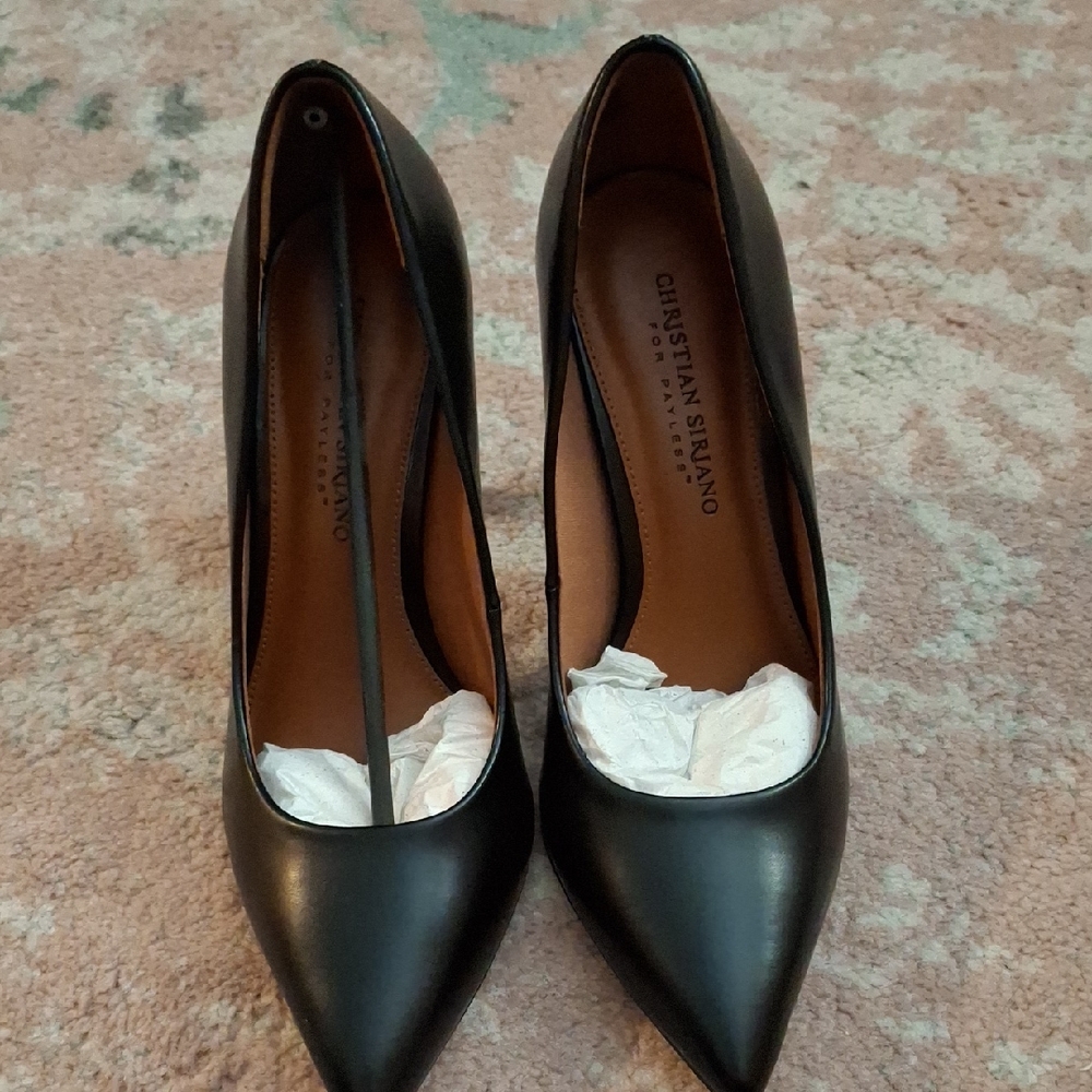 Black Pointed Toe Pumps
